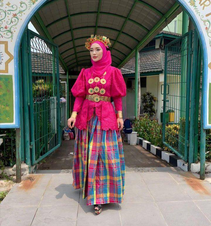 Zaskia Gotik dan Arsila (Instagram.com/zaskia_gotix)