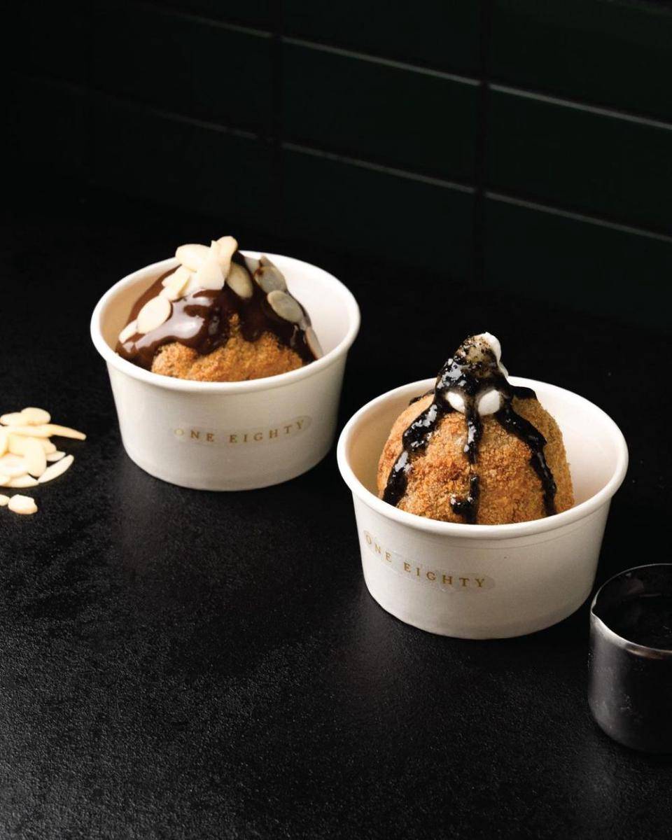 potret fried ice cream One Eighty (instagram.com/oneeightybakery.id)