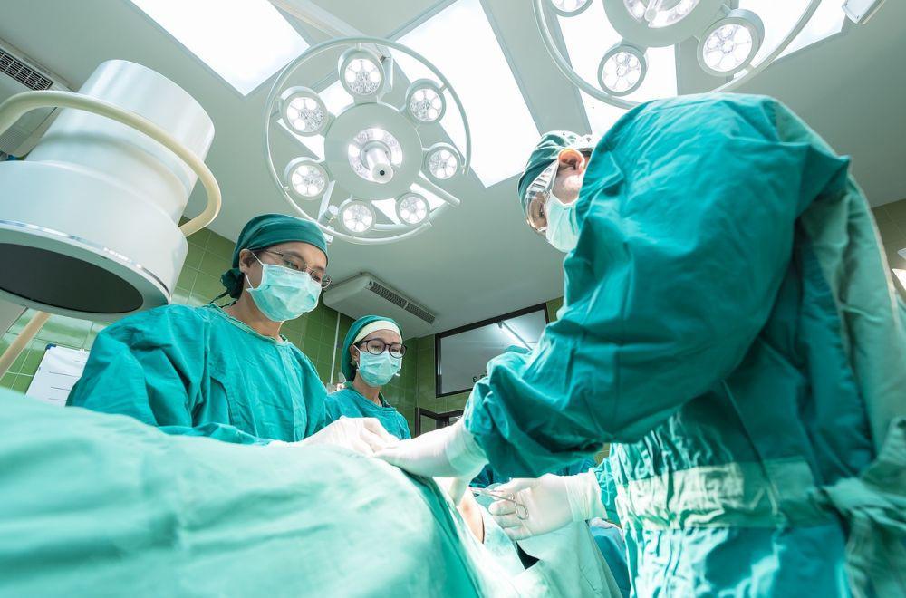Transplantasi Mata Manusia Utuh Pertama di Dunia Berhasil Dilakukan