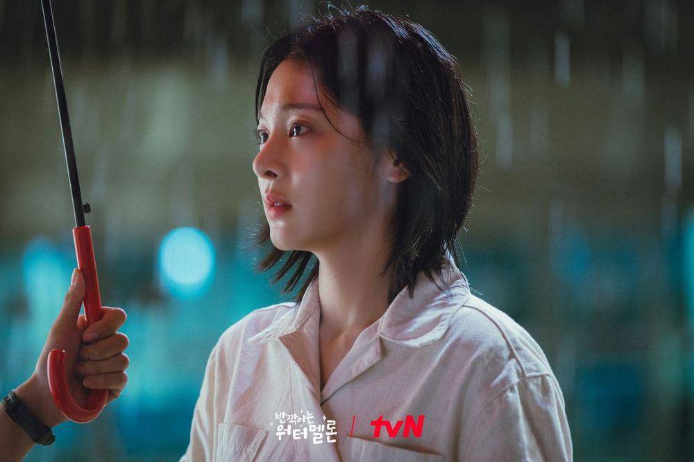 still cut Twinkling Watermelon (instagram.com/tvn_drama)