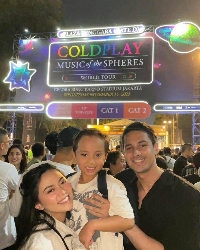 momen Rachel Vennya nonton konser Coldplay bareng Xabiru (instagram.com/rachelvennya)