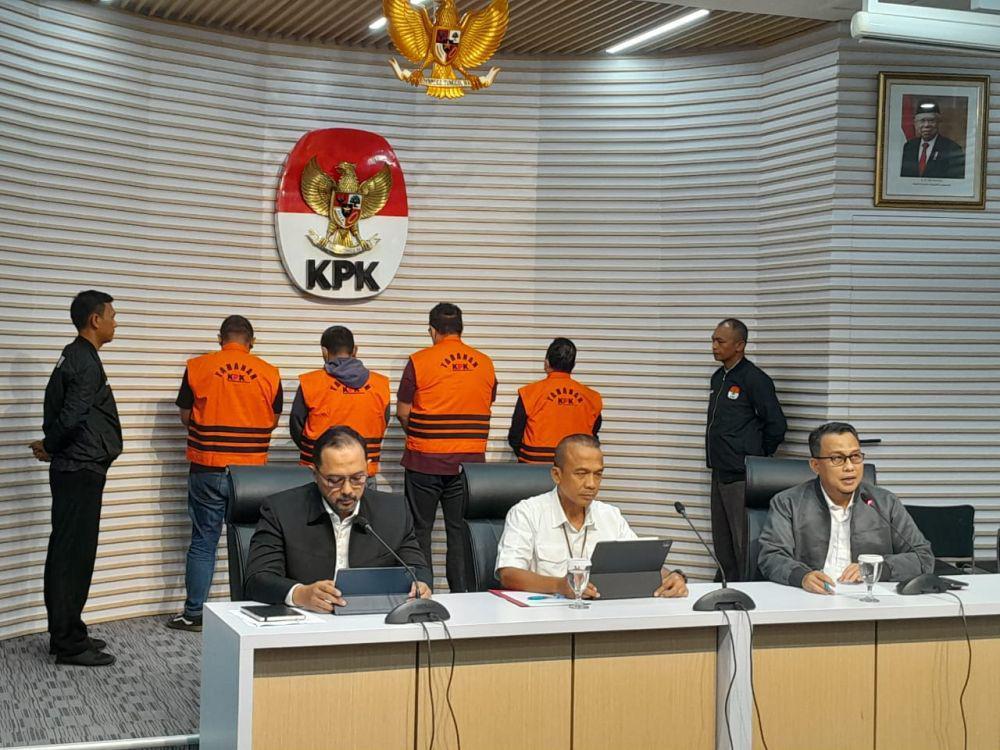 KPK Tahan Kepala Kejaksaan Negeri Bondowoso dan 3 Tersangka Suap