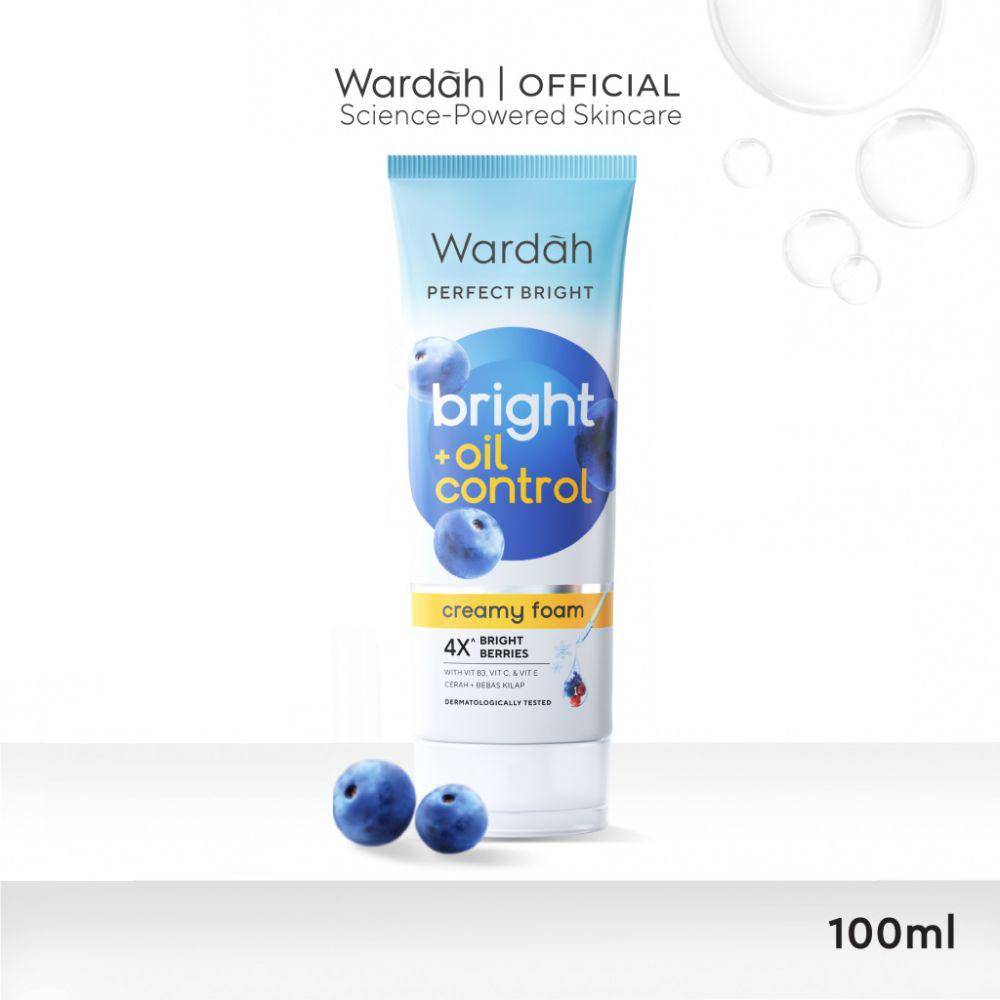 Wardah Perfect Bright Creamy Foam Brightening + Oil Control. (dok. Shopee/Wardah Official Shop)