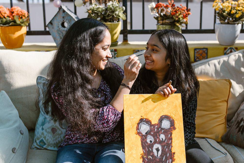 ilustrasi ibu dan anak (pexels.com/RDNE Stock project)