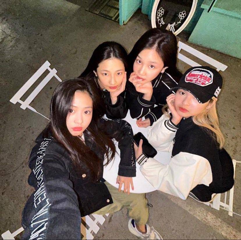 potret momen kebersamaan Ahyeon dan member BABYMONSTER (instagram.com/babymonster_ygofficial)