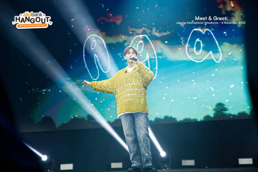 potret Baekhyun EXO di  ALLO BANK HANGOUT: UNTUNG BARENG BAEKHYUN (instagram.com/allobank)