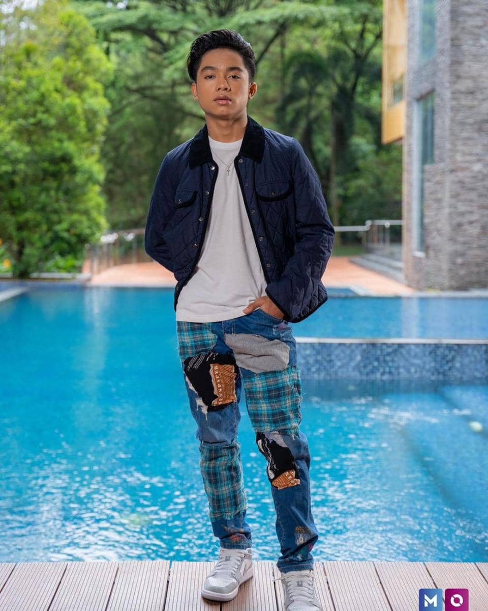 layering outfit ala Betrand Peto (instagram.com/betrandpetoputraonsu/)