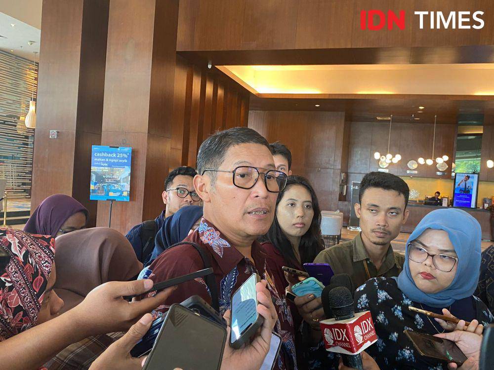 Kepala Eksekutif Pengawas Pasar Modal, Keuangan Derivatif dan Bursa Karbon Otoritas Jasa Keuangan (OJK), Inarno Djajadi. (IDN Times/Vadhia Lidyana)