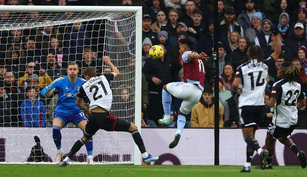 Aston Villa melawan Fulham di EPL 2023/2024. (premierleague.com)