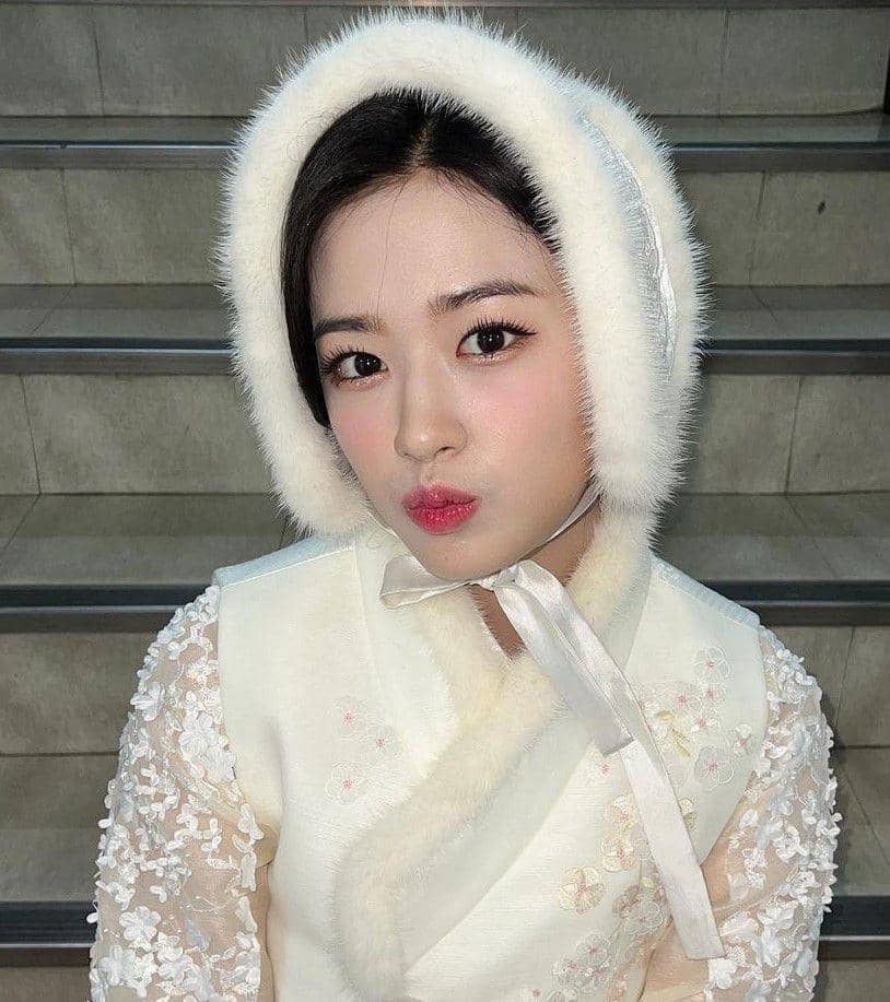 Yujin IVE (instagram.com/_yujin_an)