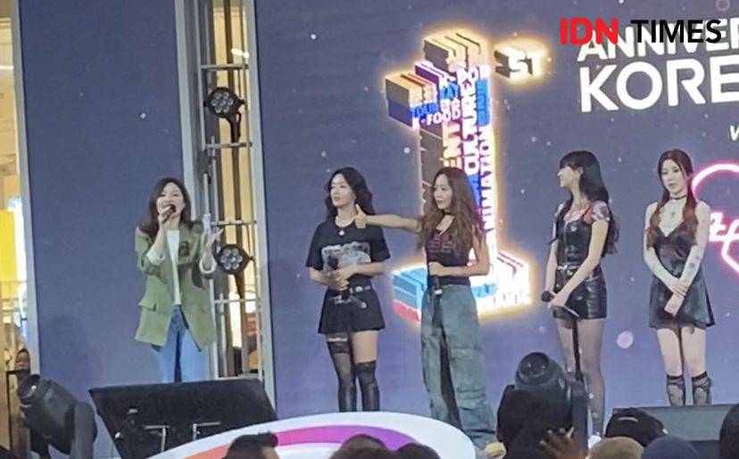 potret fan meeting dan fan signing MIRAE dan Apink di Jakarta, Sabtu (18/11/2023) (IDN Times/Rani Asnurida)