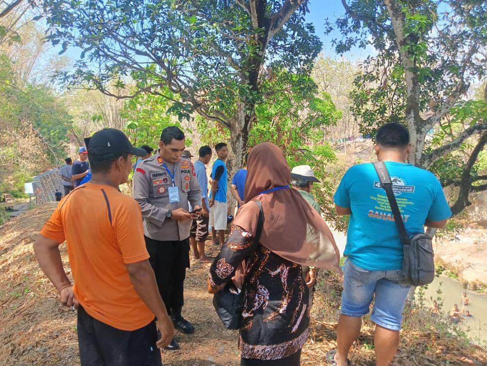 Guru dan dua siswi tewas tengelam di sungai dam Tugu Desa Balerejo, Kecamatan Kawedan, Kabupaten Magetan. IDN Times/ Riyanto