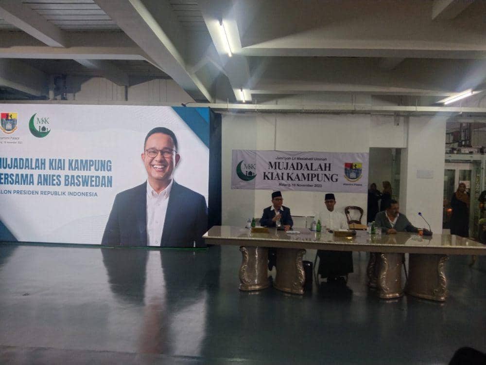 Anies Baswedan saat berkunjung ke Atamimi Palace Malang. (IDN Times/Rizal Adhi Pratama)