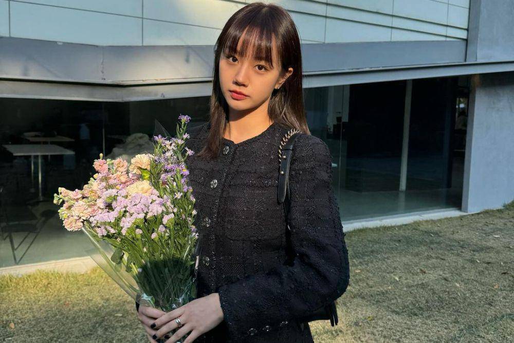 momen Hyeri kondangan di nikahan Sojin Girl's Day (instagram.com/hyeri_0609)