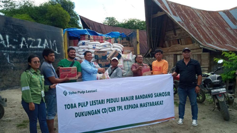 TPL Berikan Bantuan Sembako pada Korban Banjir Bandang Samosir