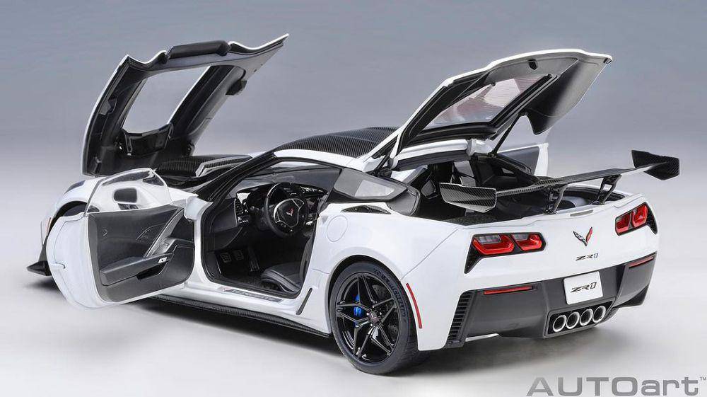 diecast Autoart (instagram.com/autoartmodels_official)