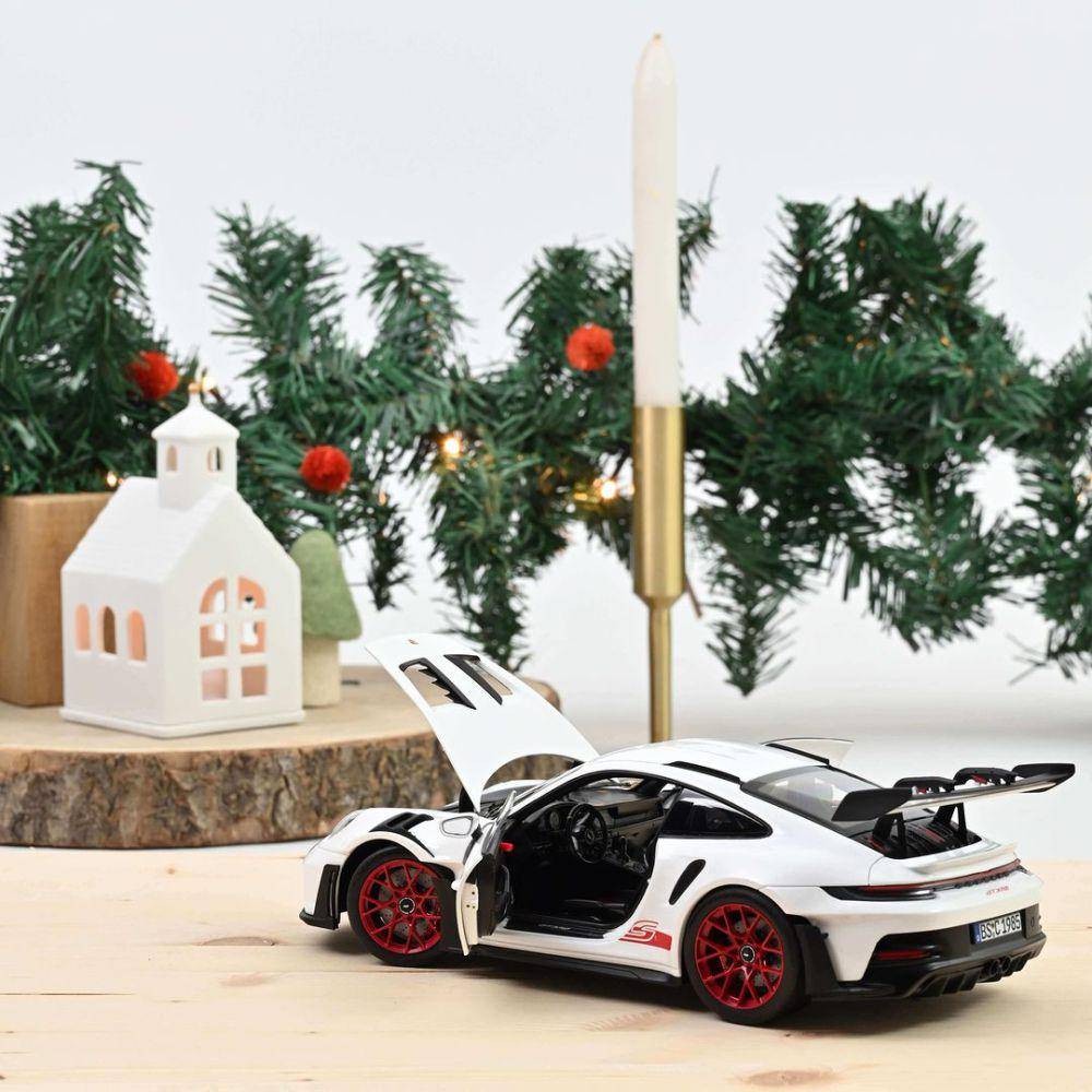 diecast Norev (instagram.com/norevofficial)