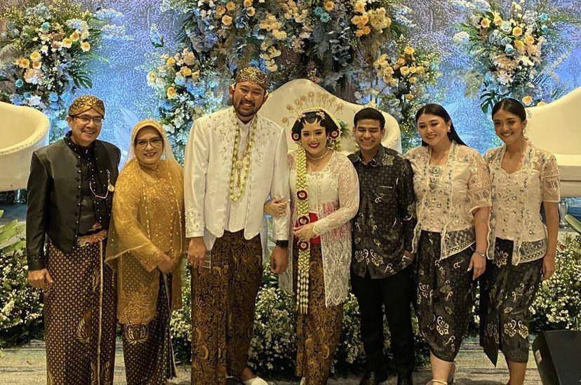 potret pernikahan Sandra Lubis dan Suryo Prakoso (Instagram.com/josbinsar)