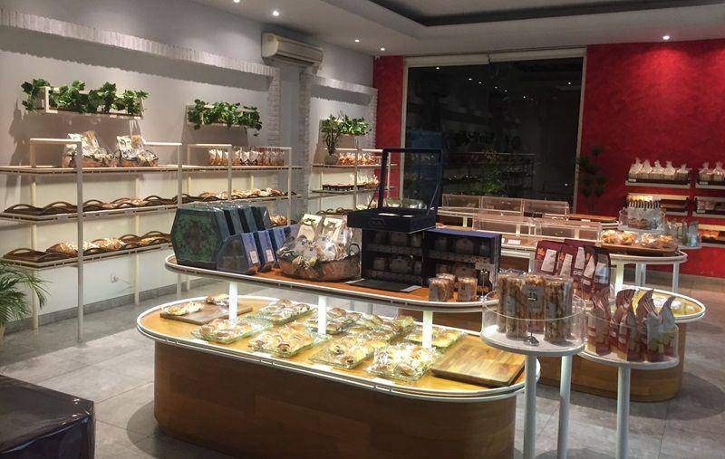 Bon Ami Bakery (google.com/maps/baladika editia)