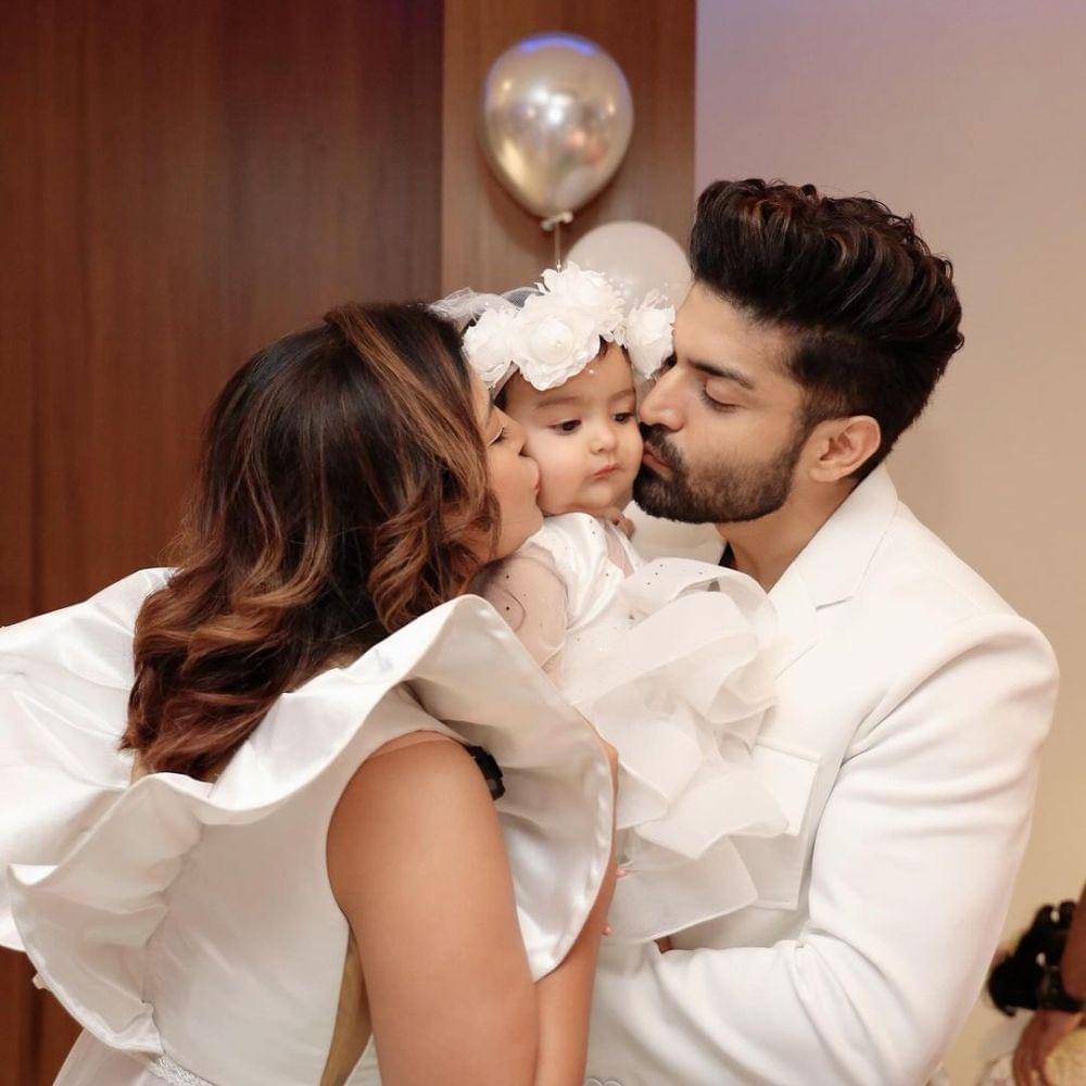 ultah Divisha Choudhary (instagram.com/debinabon)