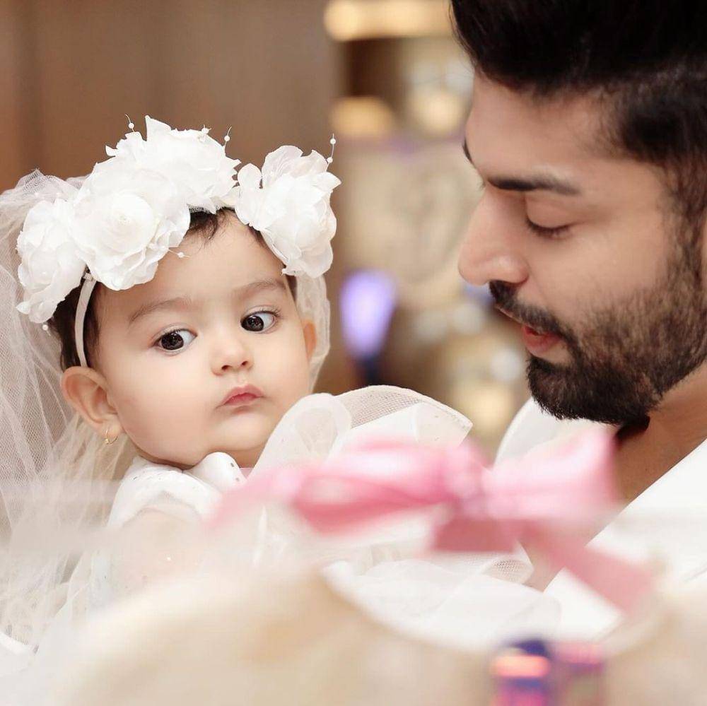 ultah Divisha Choudhary (instagram.com/debinabon)