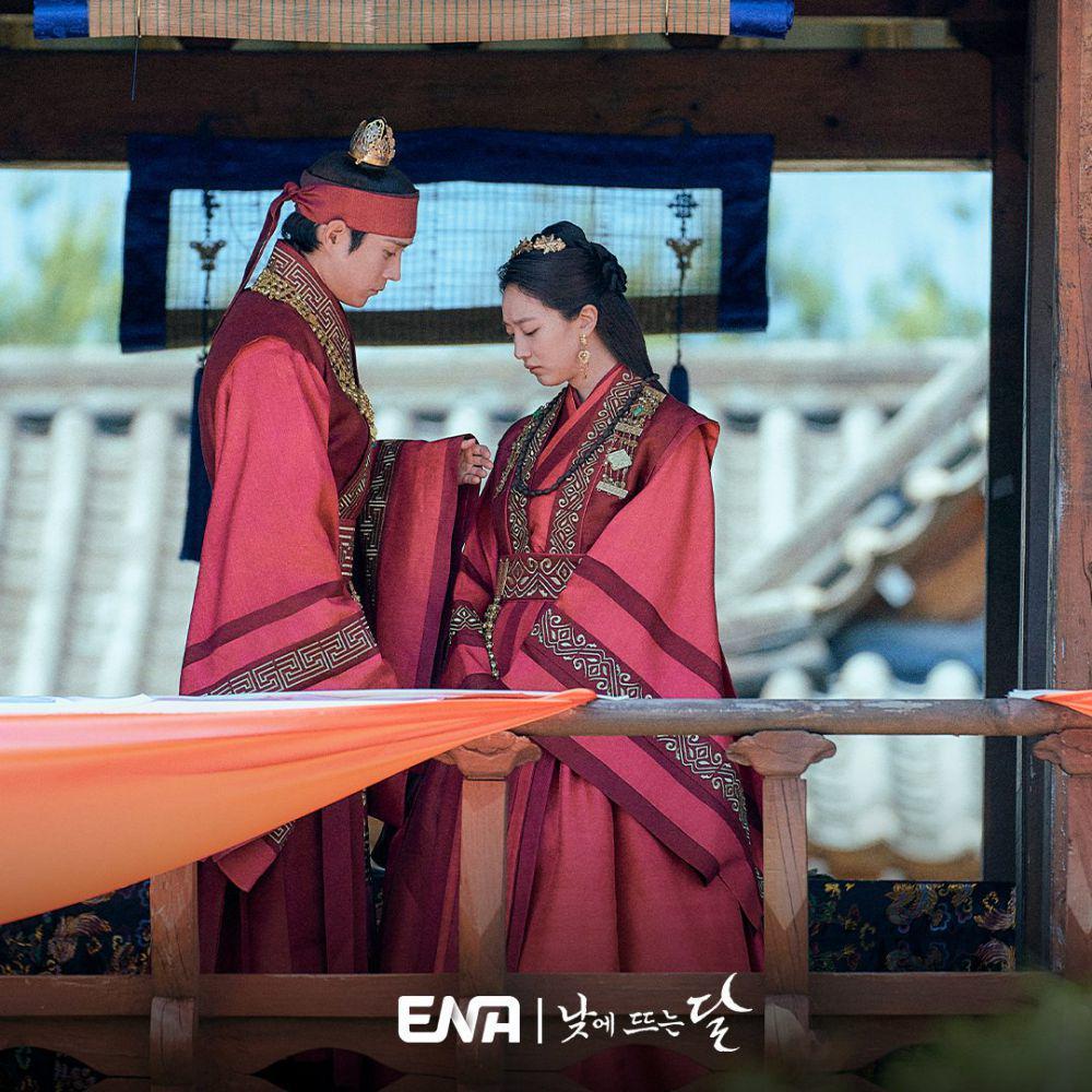 Kim Young Dae dan Pyo Ye Jin di Moon in the Day (twitter.com/channel_ENA)