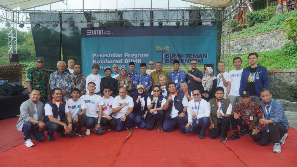 Sebanyak 17 perusahaan BUMN termasuk PT Pegadaian meresmikan program Tanggung Jawab Sosial dan Lingkungan (TJSL) untuk meningkatkan sektor pariwisata dan mendorong UMKM naik kelas di Kabupaten Temanggung, Jawa Tengah pada Jumat (17/11). (Dok. Pegadaian)