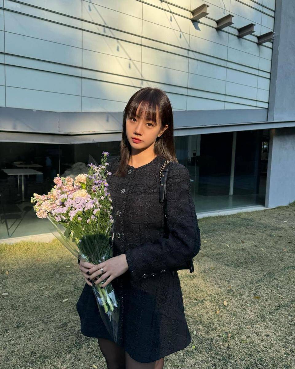 potret Hyeri Girl's Day di pernikahan Sojin (instagram.com/langleeschool)