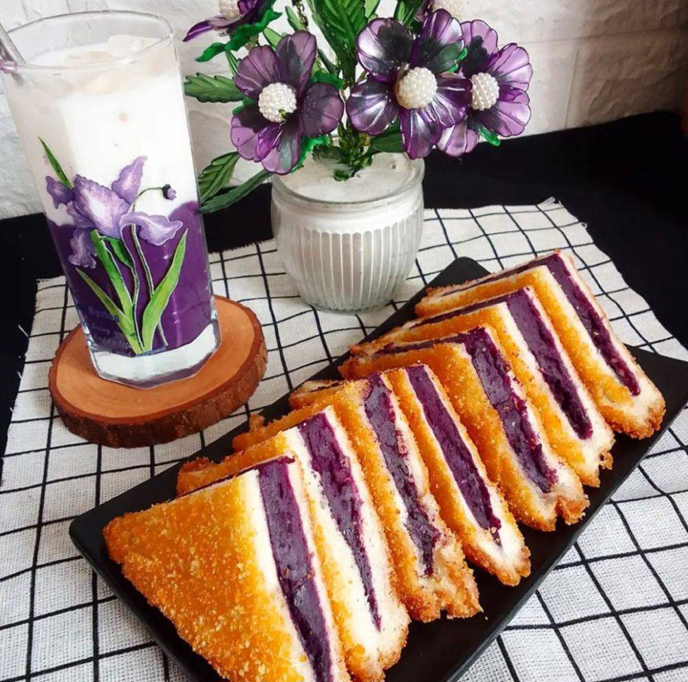 ilustrasi simple goguma bread (instagram.com/dewieviolet)