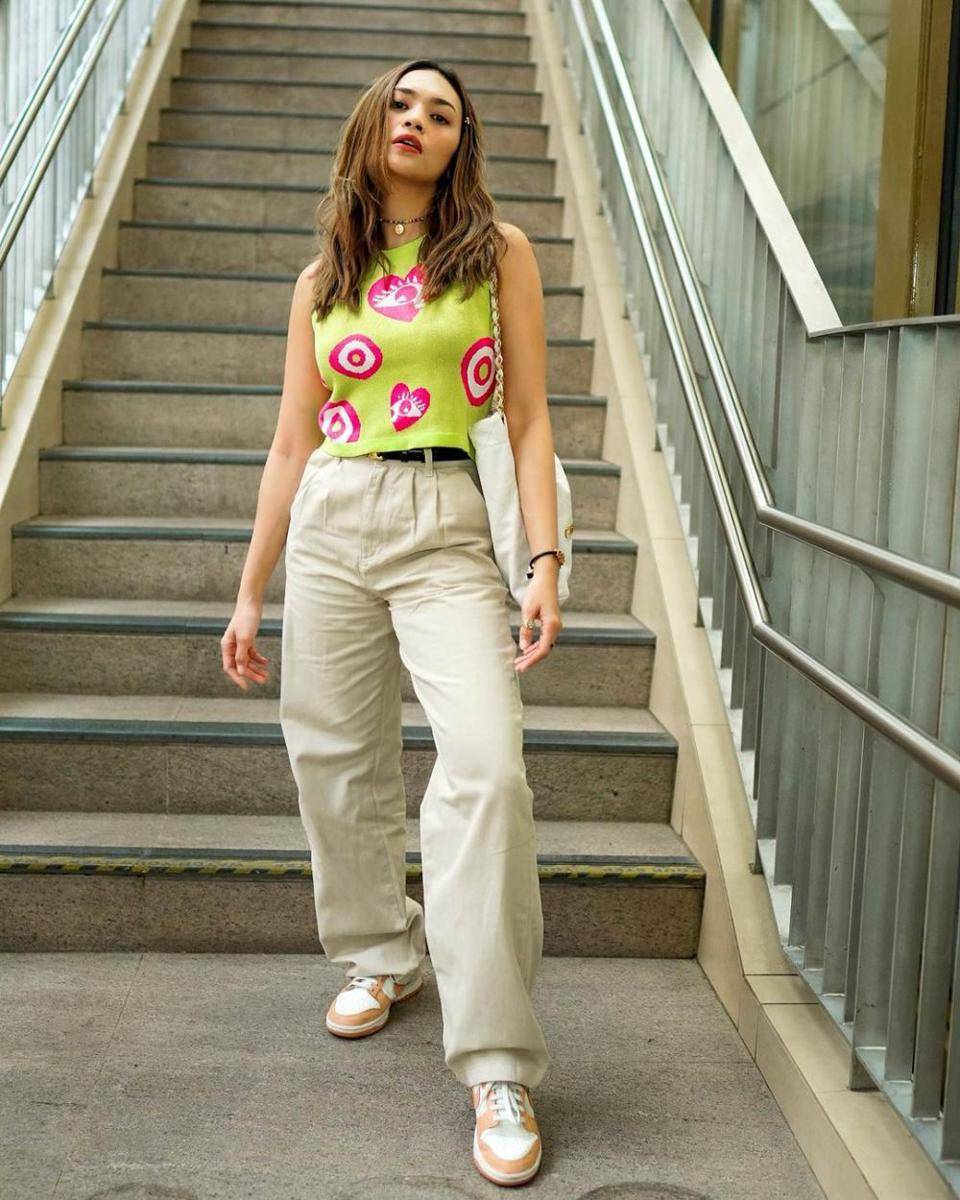 OOTD liburan ala Violenzia Jeanette (instagram.com/violenziajean)