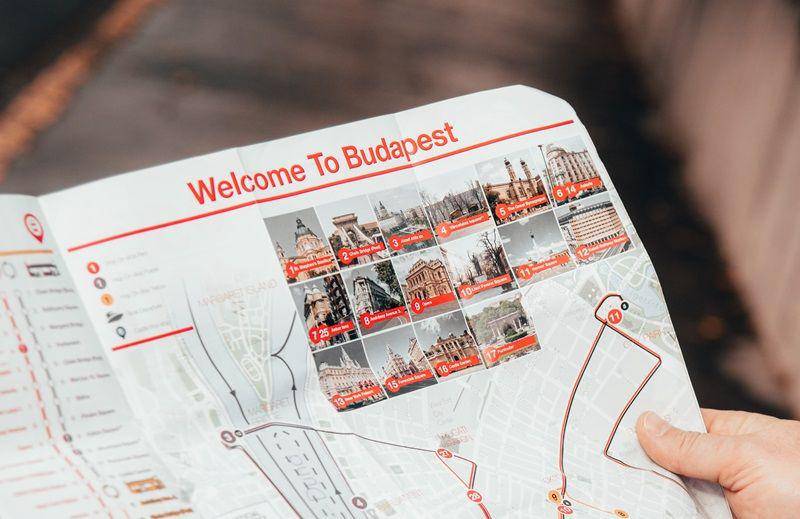 ilustrasi paket tour (unsplash.com/Zoran Borojevic)