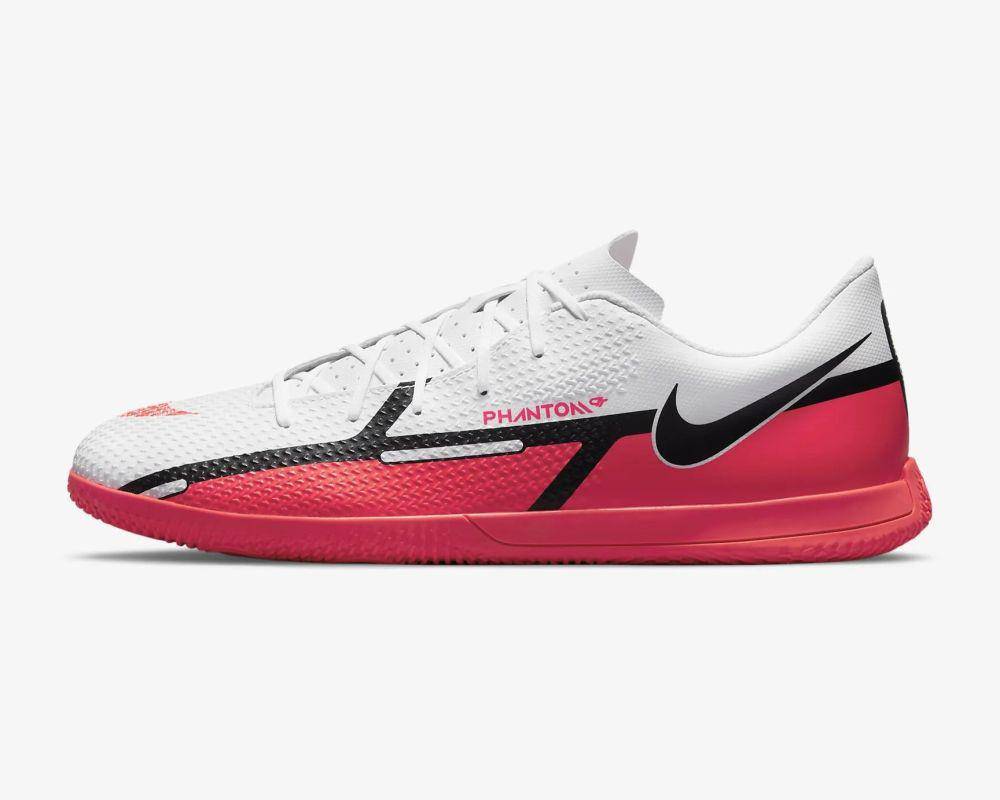 Nike Phantom GT2 Club IC (nike.com)