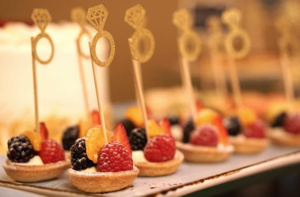 ilustrasi menu di acara bridal shower (unsplash.com/Casey Chae)