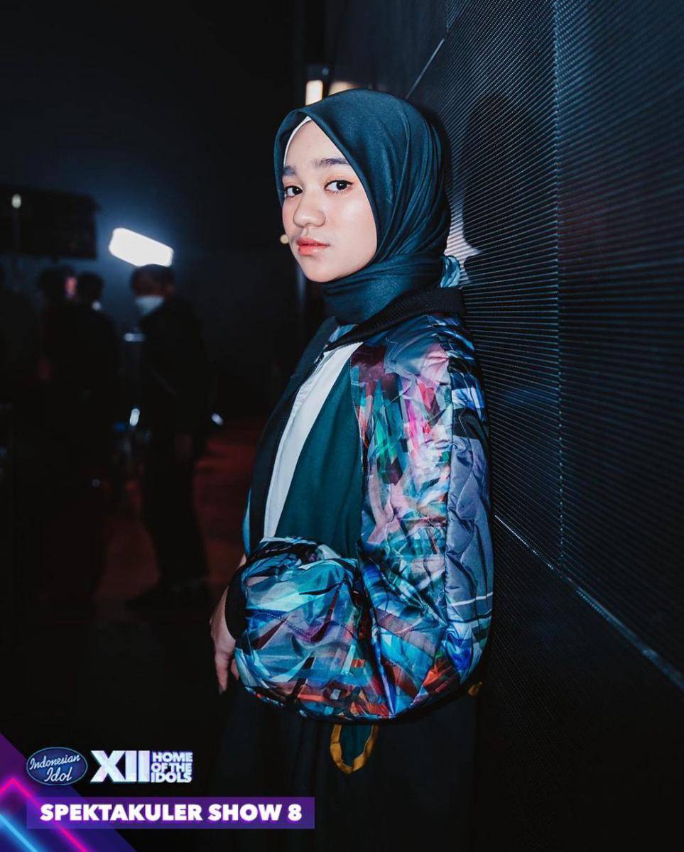 makeup look ala Nabila Taqiyyah (instagram.com/nabilataqiyyah)