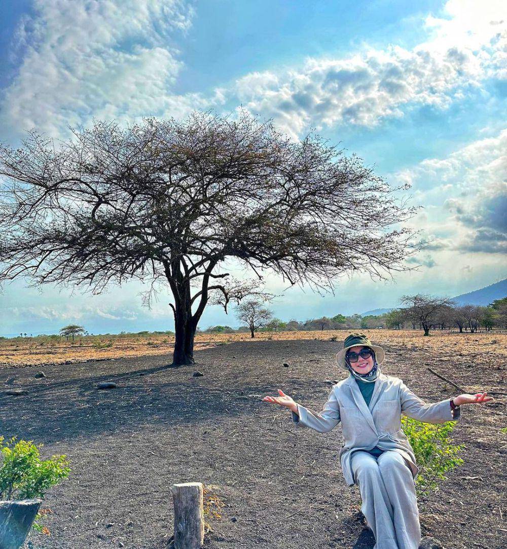 potret Yora Febrina ke Baluran (instagram.com/yorafebrina)