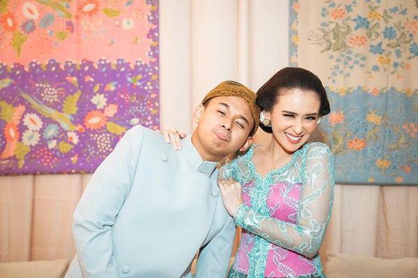 8 Potret Upacara Langkahan Adik Ayushita Jelang Menikah, Curhat Haru