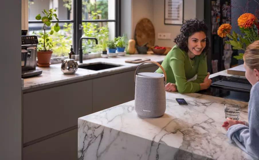 6 Harga Speaker Harman Kardon dengan Spesifikasi Terbaik