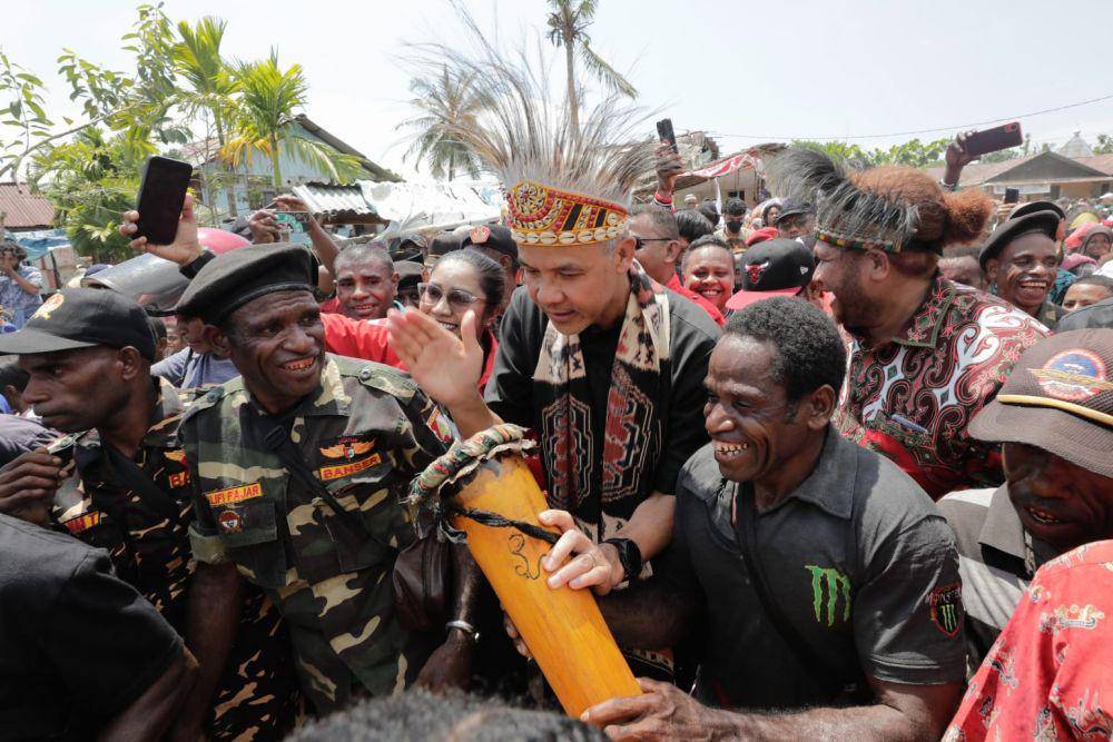 Ganjar Pranowo berkunjung ke Sorong, Papua Barat, pada Senin (20/11/2023) (IDN Times/Istimewa)