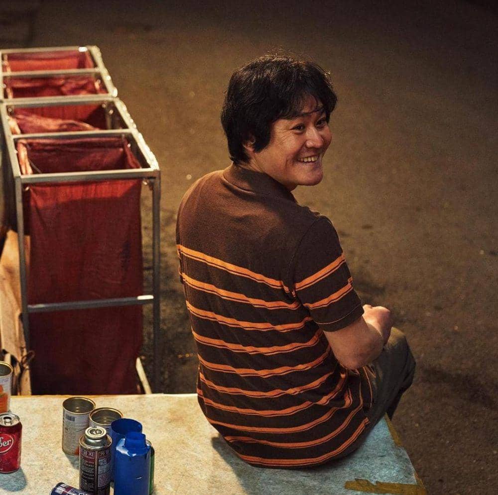 Kim Sung Kyun di drama Moving (instagram.com/ul_ent)