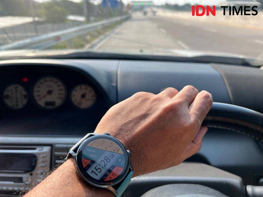 Smartwatch Kieslect Kr Pro Ltd (IDN Times/Wahyu Kurniawan)