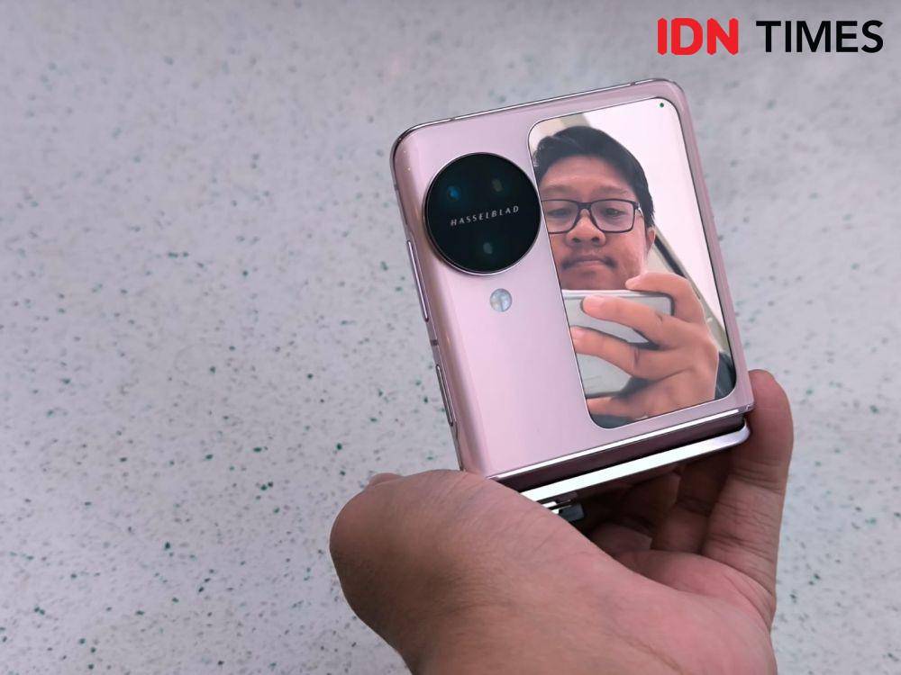 OPPO Find N3 Flip (IDN Times/Fatkhur Rozi)