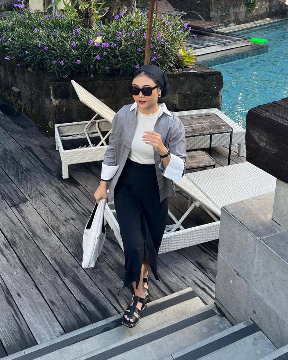 Sherly Rumamby (instagram.com/sherlyrumamby)