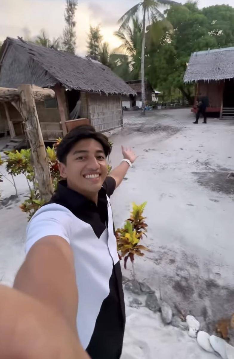 potret Harris Vriza ke Papua bersama Ganjar Pranowo (Instagram.com/harrisvriza)
