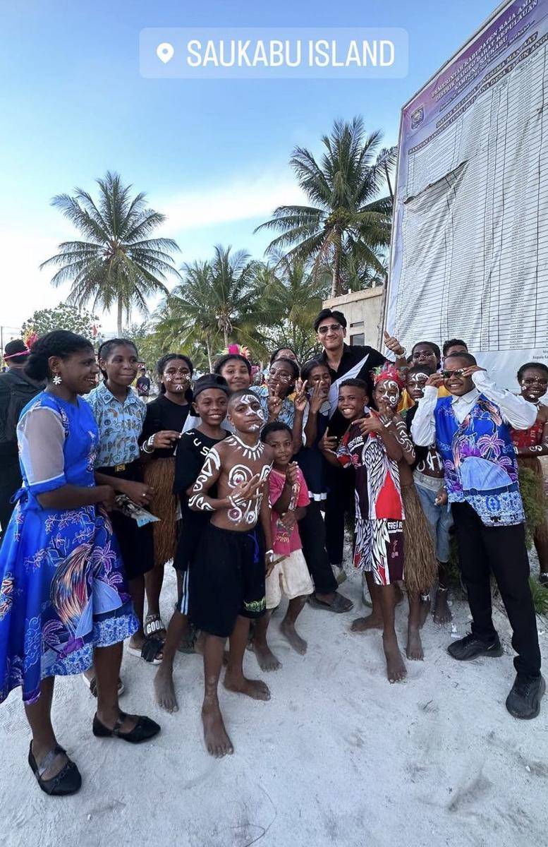 potret Harris Vriza ke Papua bersama Ganjar Pranowo (Instagram.com/harrisvriza)