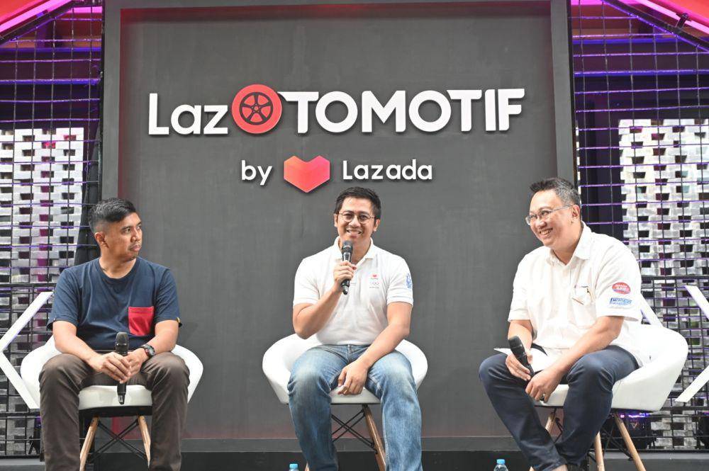 LazOtomotif punya 15 kategori (Lazada)