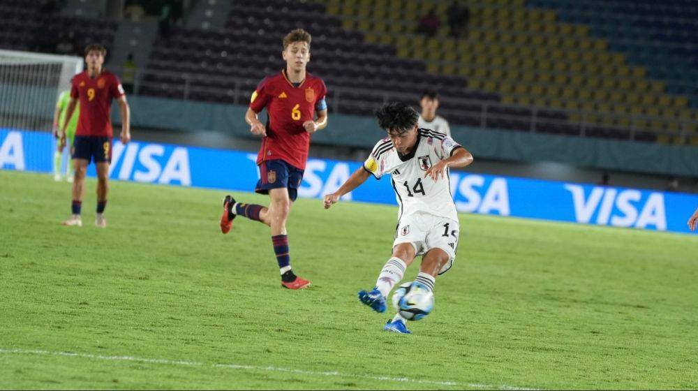 Pertandingan Timnas Spanyol vs Jepang di Piala Dunia U-17 di Stadion Manahan Solo. (Dok/LOC WCU17 RKY)