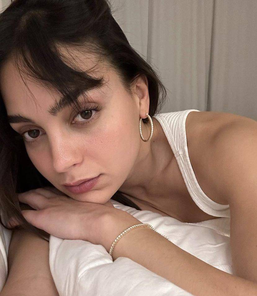 Melissa Barrera dikabarkan dipecat dari Scream 7 usai dukung Palestina (Instagram.com/melissabarreram)