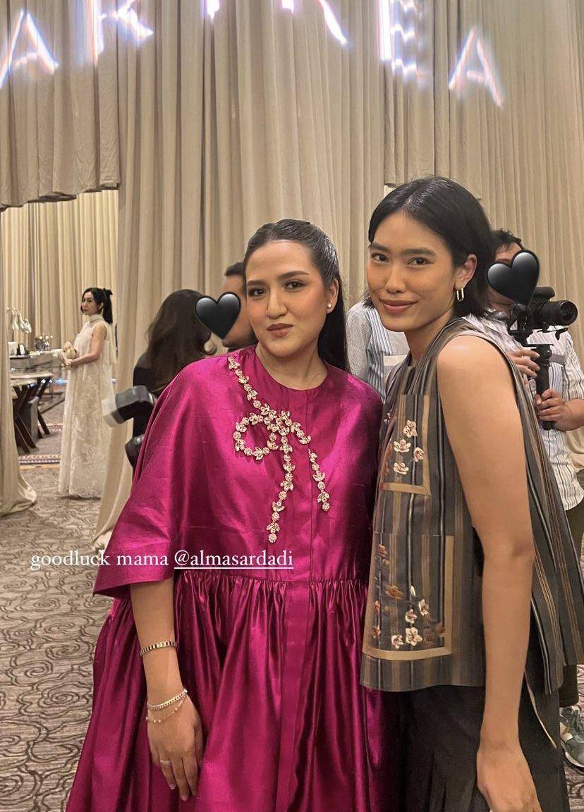 potret artis di acara ARTKEA (Instagram.com/alikaislamadina)