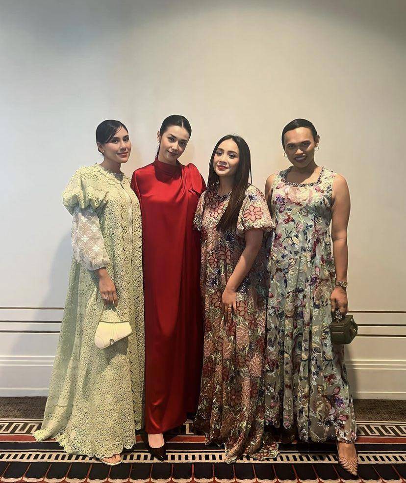 potret artis di acara ARTKEA (Instagram.com/syahnazs)