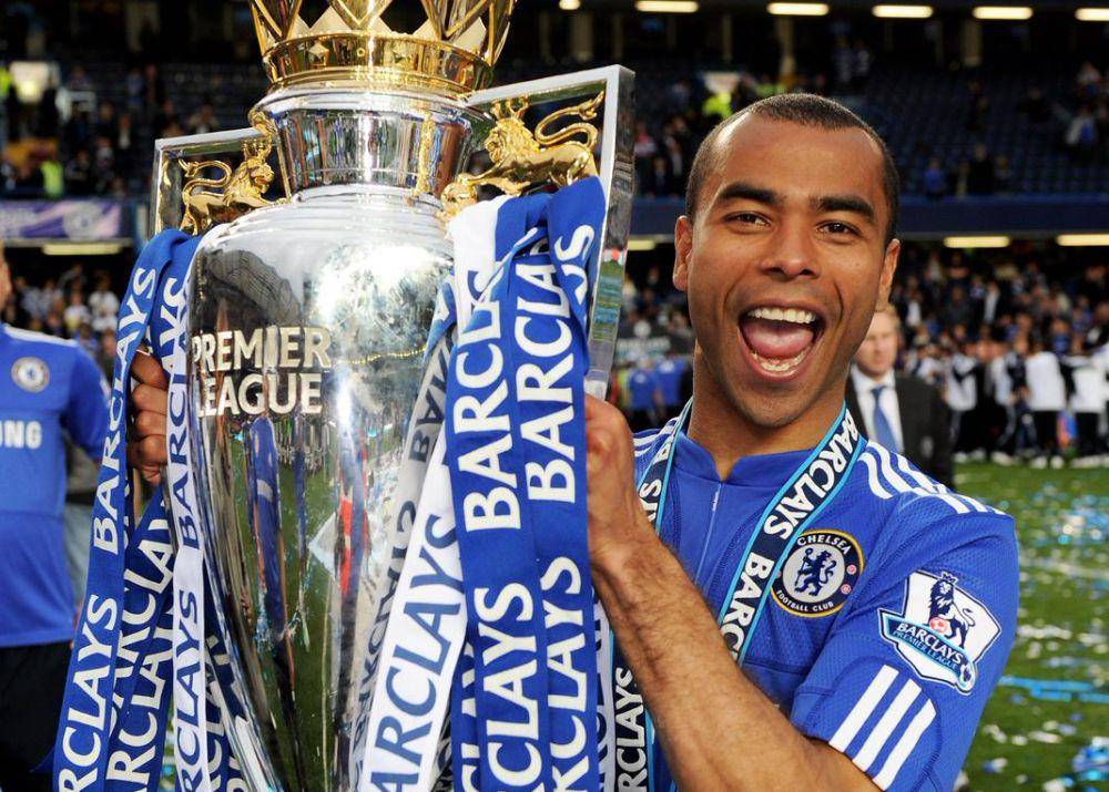Ashley Cole (twitter.com/ChelseaFC)